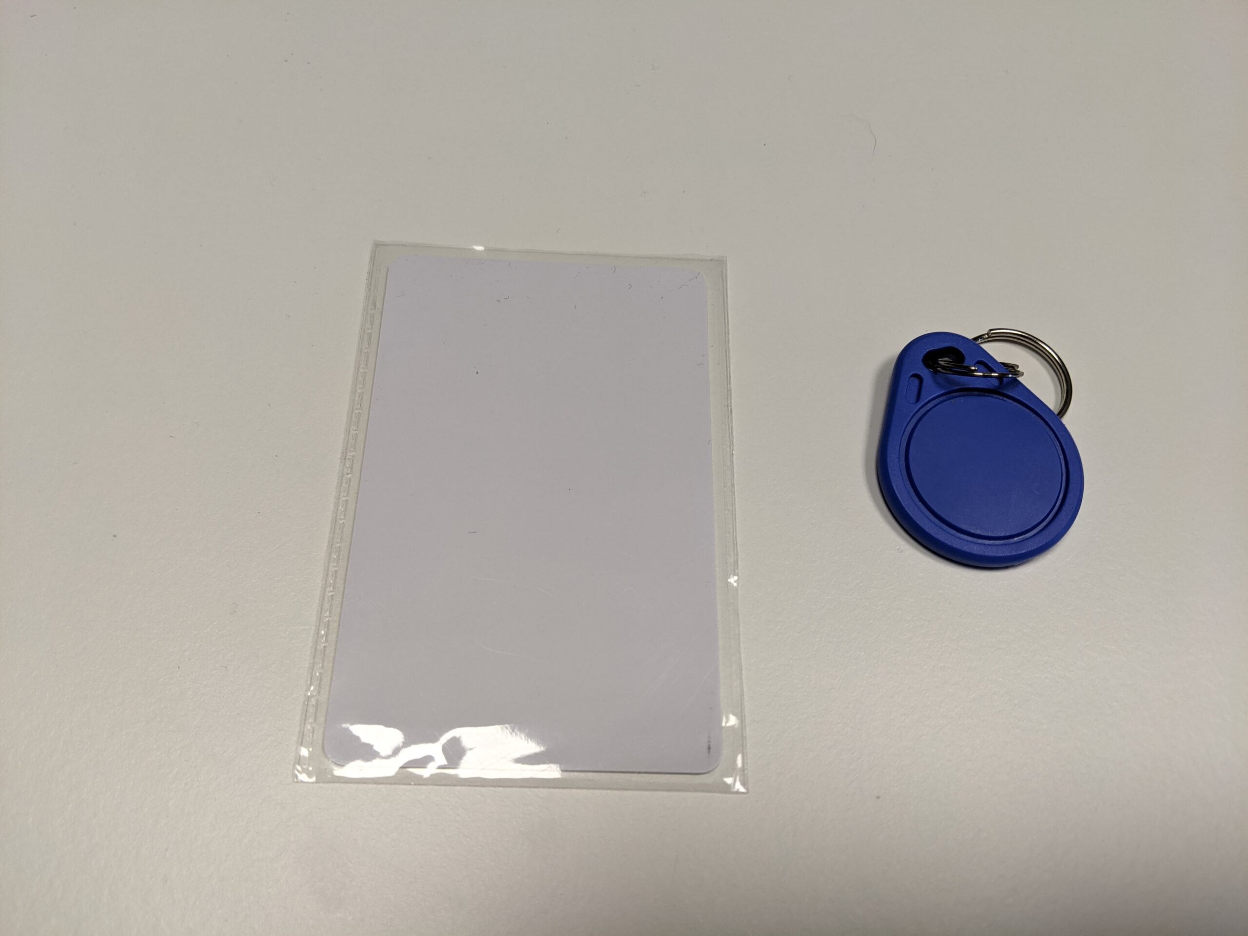 RFID Tag oder Karte NFC Stempeluhr